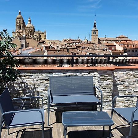 Real Segovia Apartments By Recordis Hotels Buitenkant foto