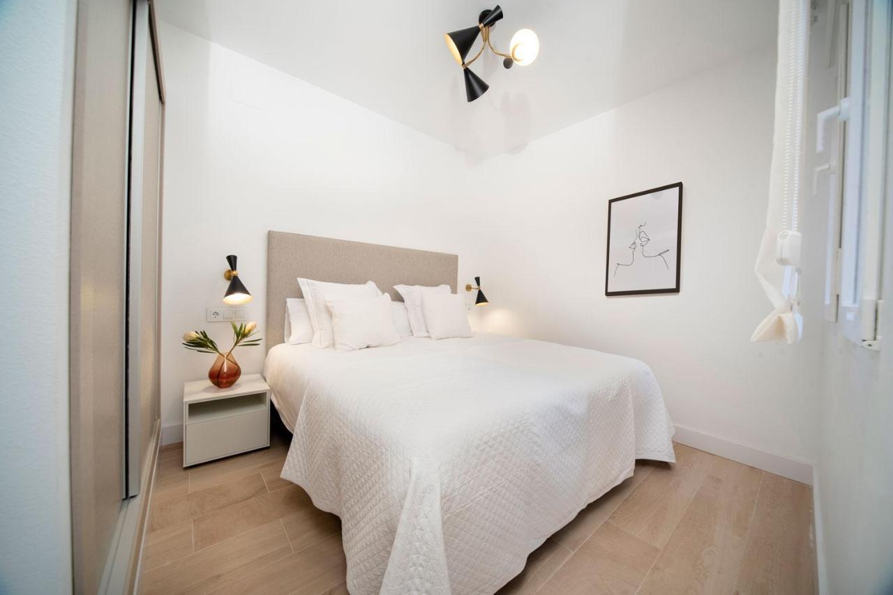 Real Segovia Apartments By Recordis Hotels Buitenkant foto