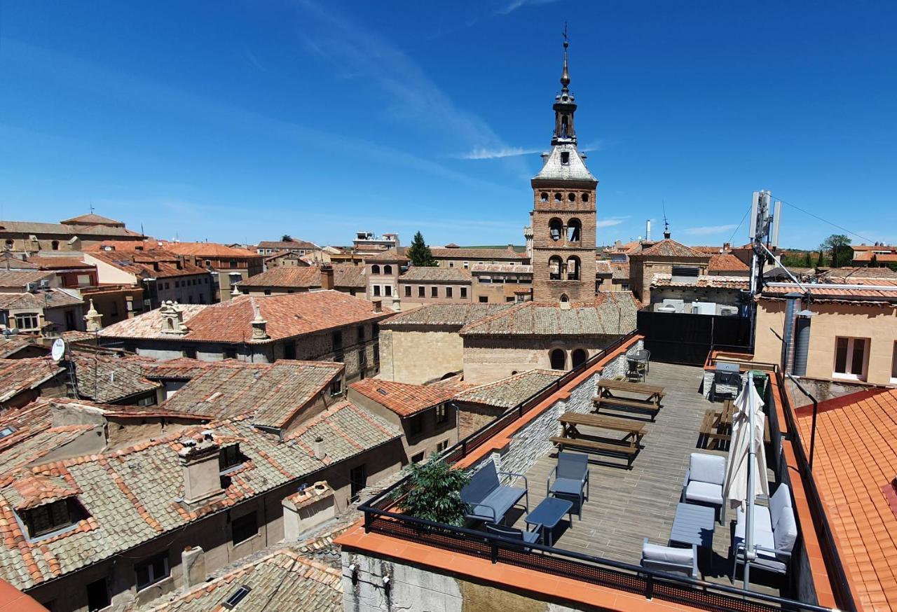 Real Segovia Apartments By Recordis Hotels Buitenkant foto